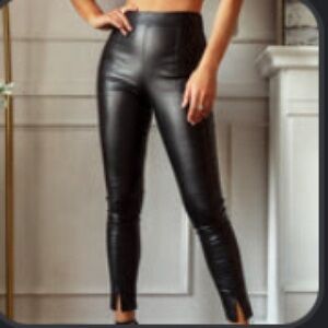 BNWT! Idem Ditto Zip Faux Leather Pant M